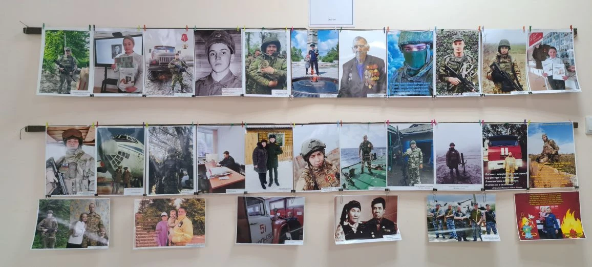Фотовыставка «Мой защитник Отечества» открылась в посёлке Копьево