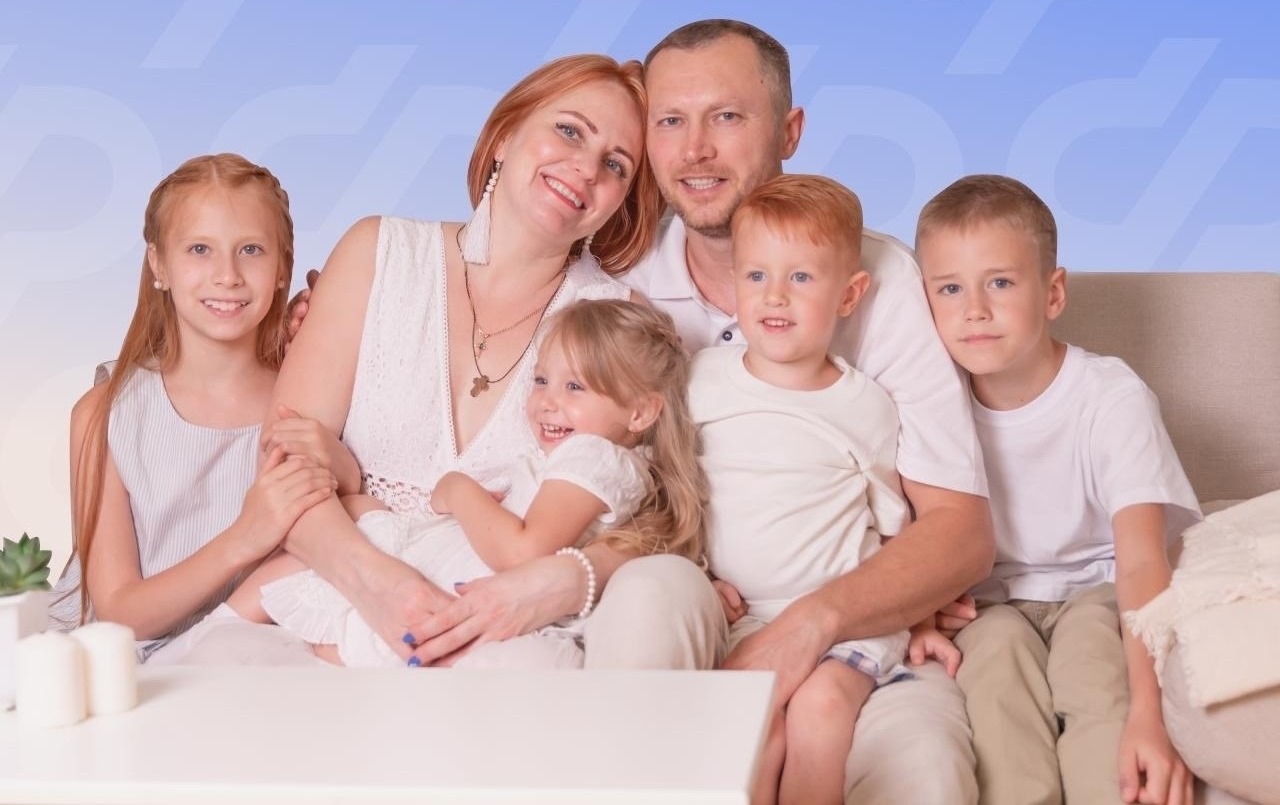 Выплата для работающих родителей двоих и более детей  станет новой мерой соцподдержки от Отделения СФР с 1 июня